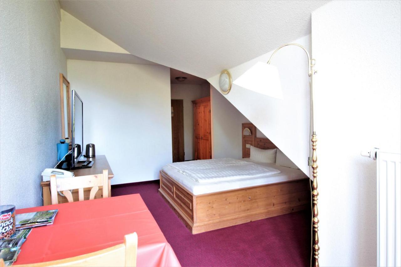 Ruhiges Doppelzimmer Im Hotel Ahornhof Lindberg Exteriör bild