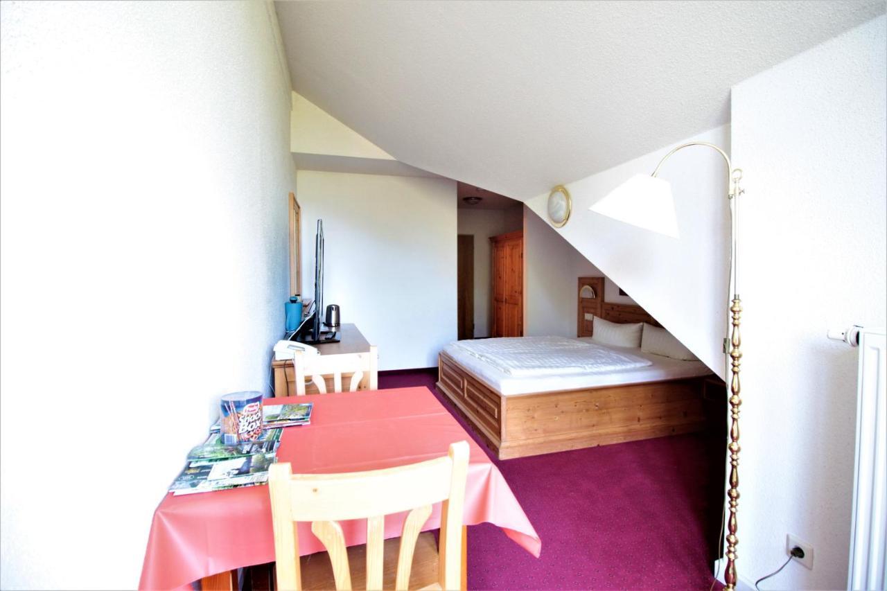 Ruhiges Doppelzimmer Im Hotel Ahornhof Lindberg Exteriör bild